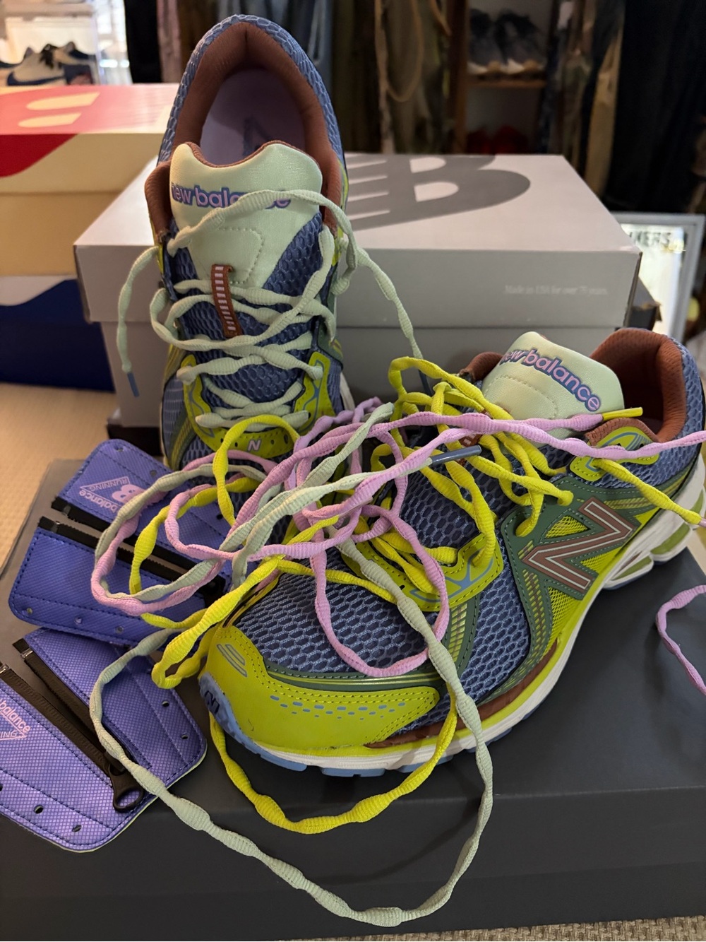 860v2 New Balance/Upthere Collab size 10.5